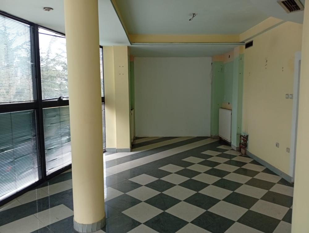 Slika 2 - Strogi centar grada,  Lokal za izdavanje, 450m2, 4.500€